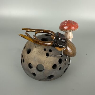 image00012 Świecznik kulka z jelonkiem rogaczem i muchomorem