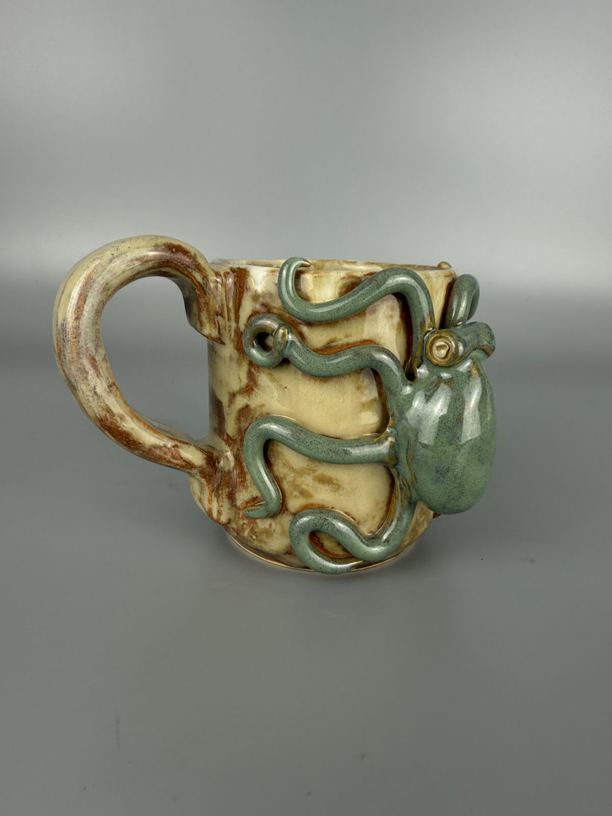 image00023 Kubek z ośmiornicą