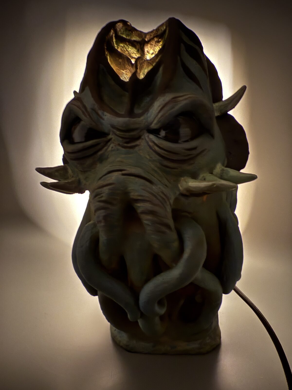 image00031 Lampa Cthulhu - rzeźba użytkowa