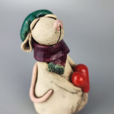 1760966705019 Zakochany szczurek w turkusowej czapce