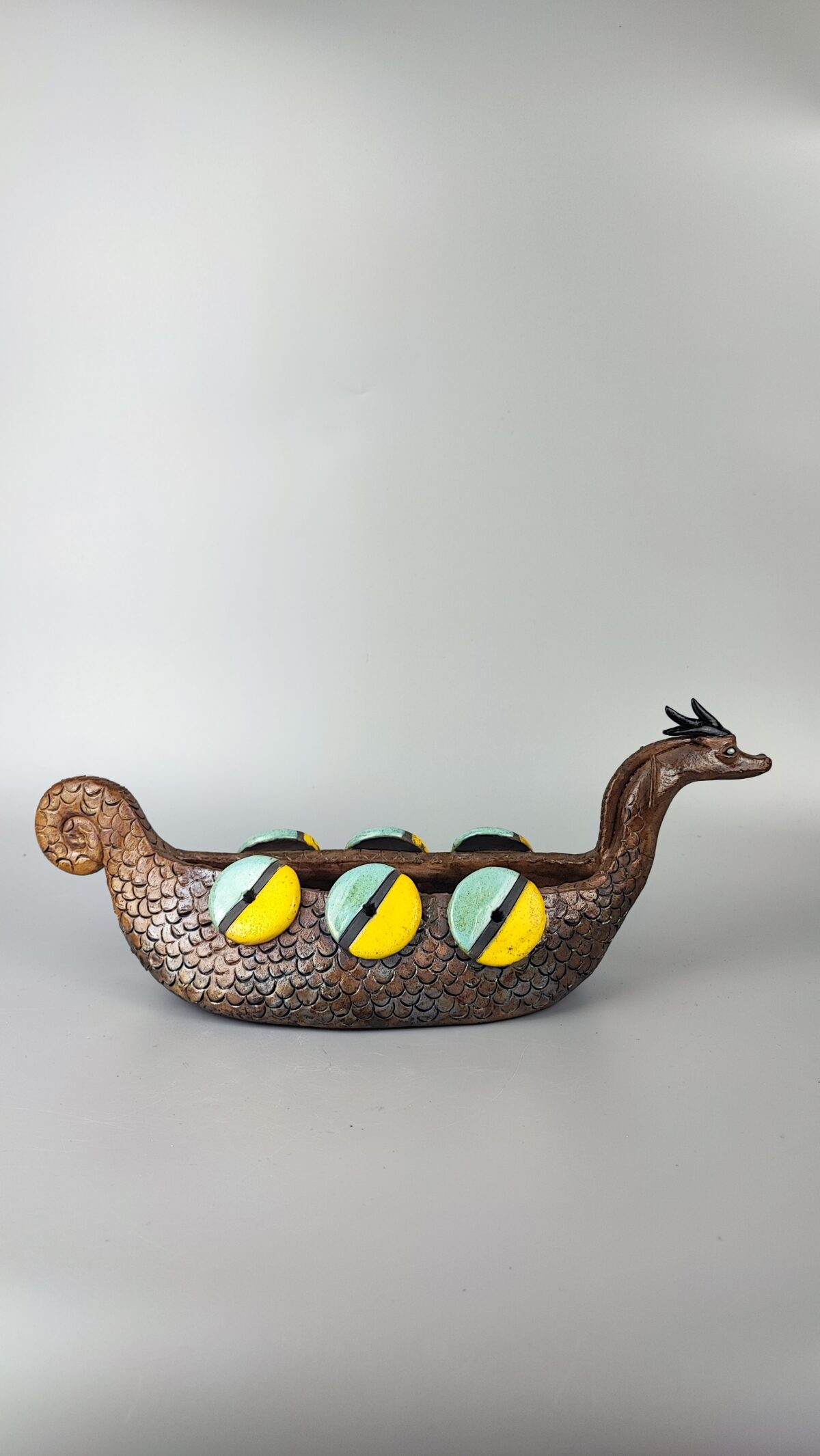 1760967819165 Świecznik drakkar